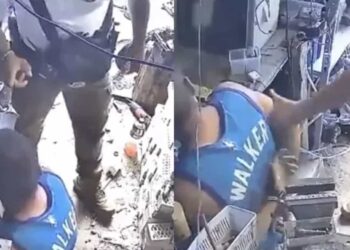 El trabajador fue golpeado frente a su hija, quien sufre de epilepsia, razón por la cual la víctima pidió al agente que se detuviera.