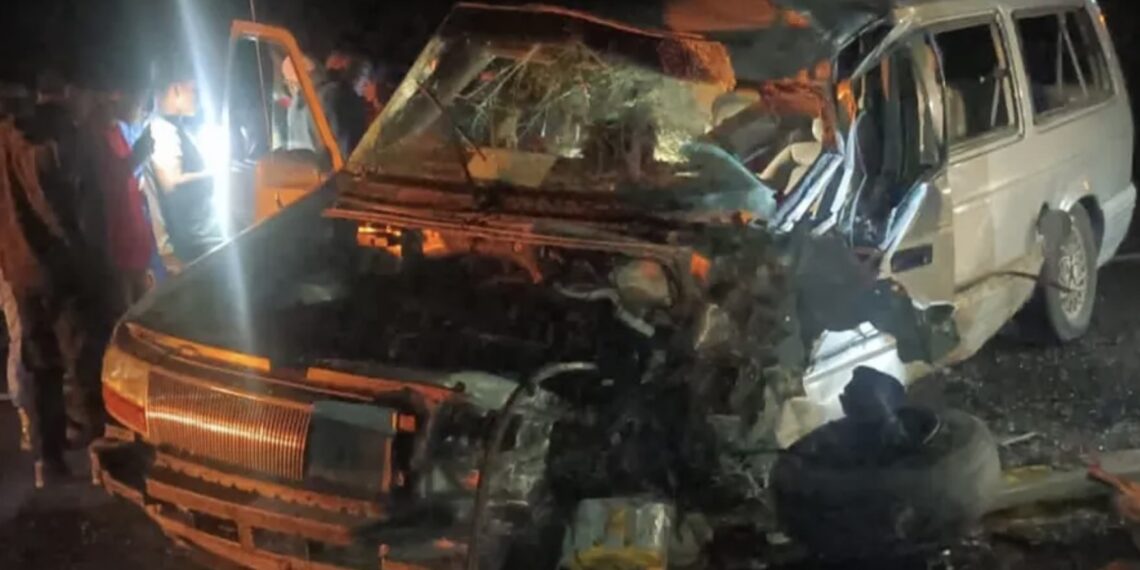 Es el segundo accidente que se presenta esta semana en el mismo tramo carretero.