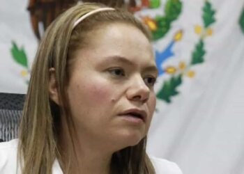 La diputada afirmó que, ante la falta de respuesta de las autoridades, la ciudadanía se debería defender a sí misma.