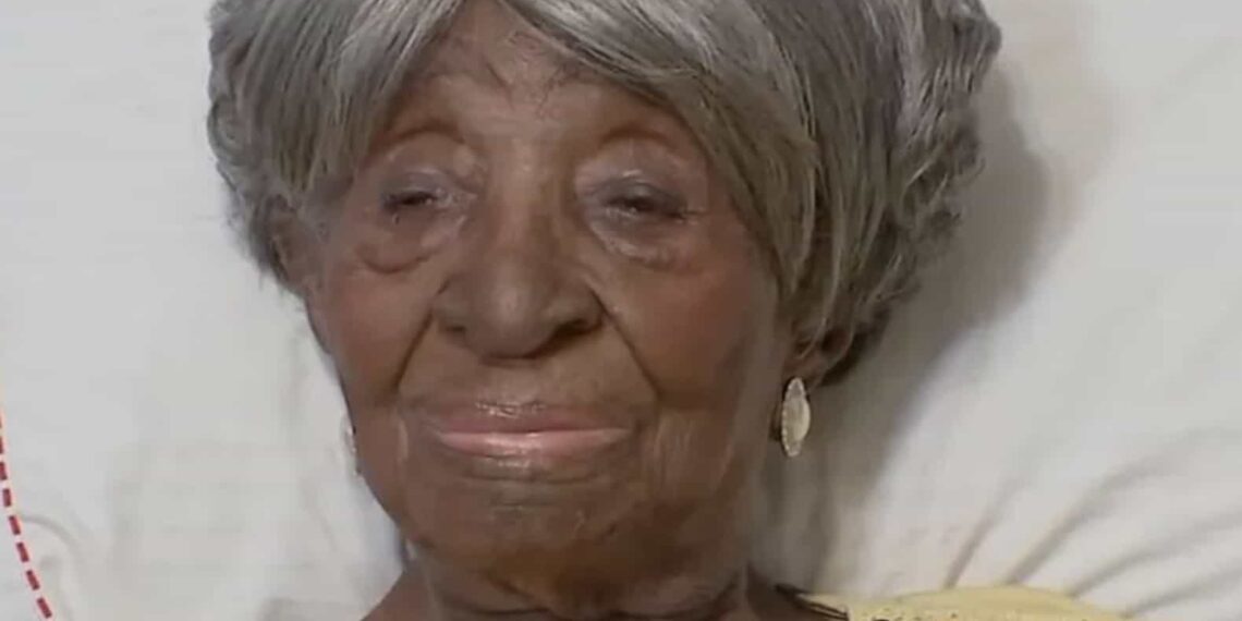 La mujer nació en 1909, en Texas, Estados Unidos.