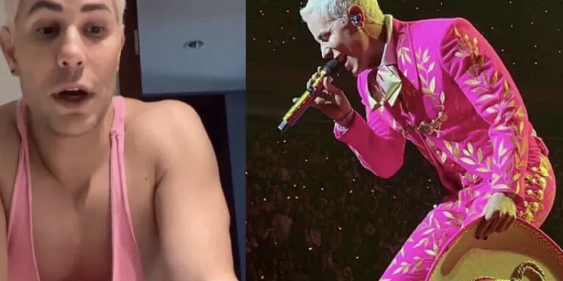 El cantante dejó claro que no se trataba de un traje de charro, añadiendo que fue una reinterpretación de este.