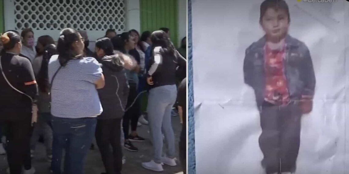 Hay varias versiones sobre lo que ocurrió con el menor; la directora y maestra del plantel fueron destituidas hasta esclarecer el caso.