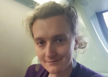 "Un hombre que hace que un bebé le chupe el pezón no está amamantando”, comentó una mujer.