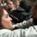 El policía dijo que ese beso puede ser constitutivo de delito contra la libertad sexual.