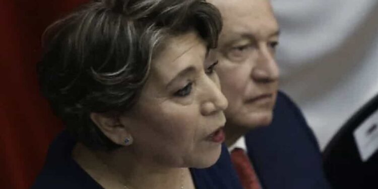 La primer gobernadora Delfina Gómez estuvo acompañada del presidente Andrés Manuel López Obrador.