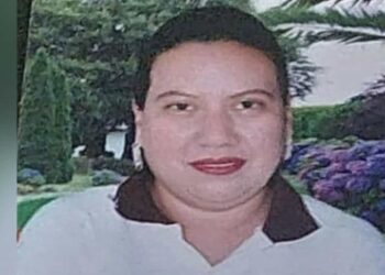 La pareja de la profesora ofreció su vida por la de ella, sin embargo, fue ignorado y el cuerpo de la mujer fue encontrado este martes en un panteón.