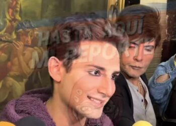 Fue durante una entrevista, que el actor pareció molestarse tras las preguntas que le hacía la prensa acerca de su vida personal.