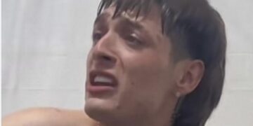 Aunque Peso Pluma no se ha pronunciado sobre las amenazas en su contra, el artista aplazó conciertos en Estados Unidos