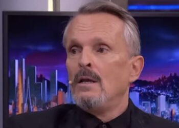 El cantante relató la angustia que vivió en el momento, además que le provocó un dolor de cabeza al día siguiente.