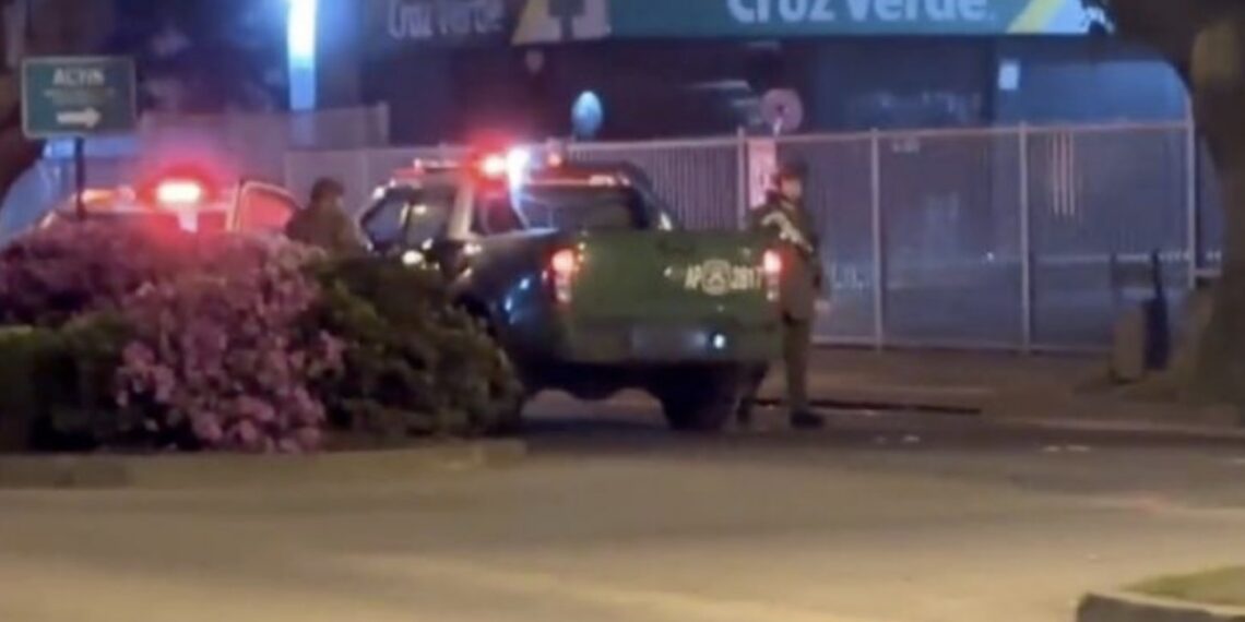 Las cosas no salieron según lo planeado y los sujetos terminaron explotando la institución bancaria