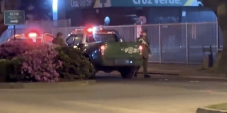 Las cosas no salieron según lo planeado y los sujetos terminaron explotando la institución bancaria