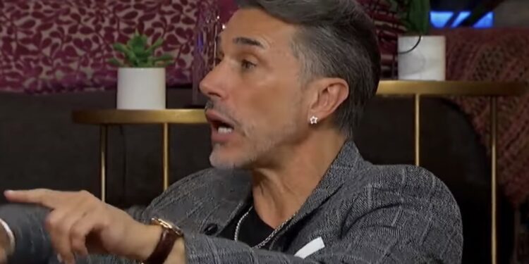 El actor aseguró que quiere un cambio por sus hijas y su nieta