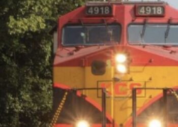 Guardias de seguridad que trabajaban en las inmediaciones socorrieron al hombre que los alertó con sus desgarradores gritos