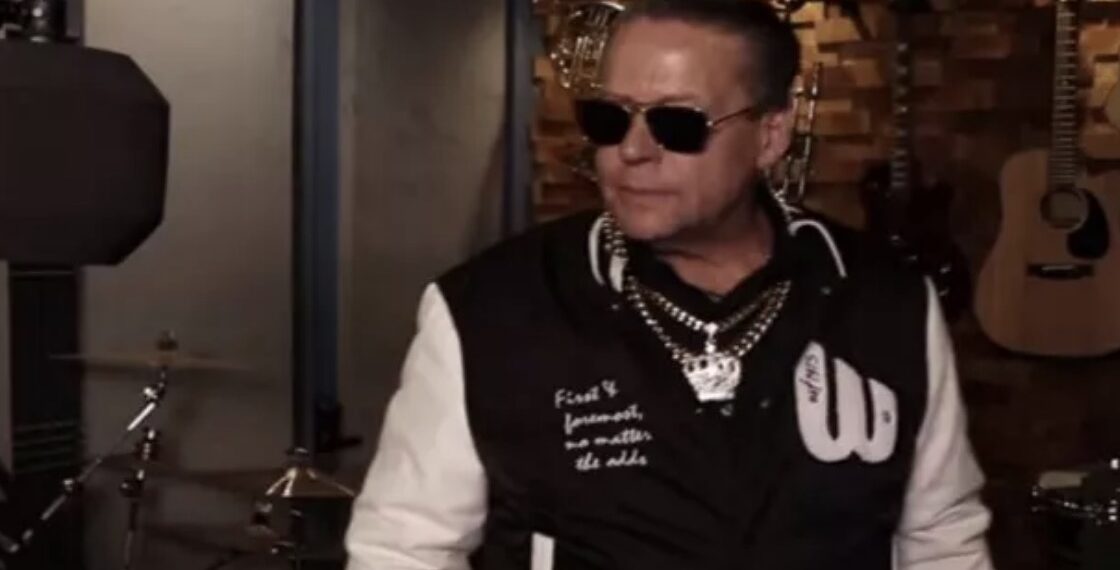 El autonombrado "Golden Boy" preocupó a sus fans debido a que su hijo Sebastián dijo no haber sabido nada del actor desde hace varios días