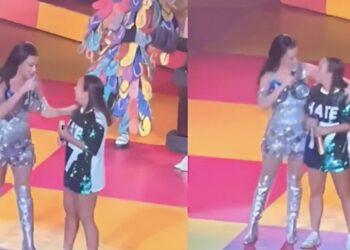 La joven cautivó a los usuarios de las redes sociales por su actitud en el escenario.