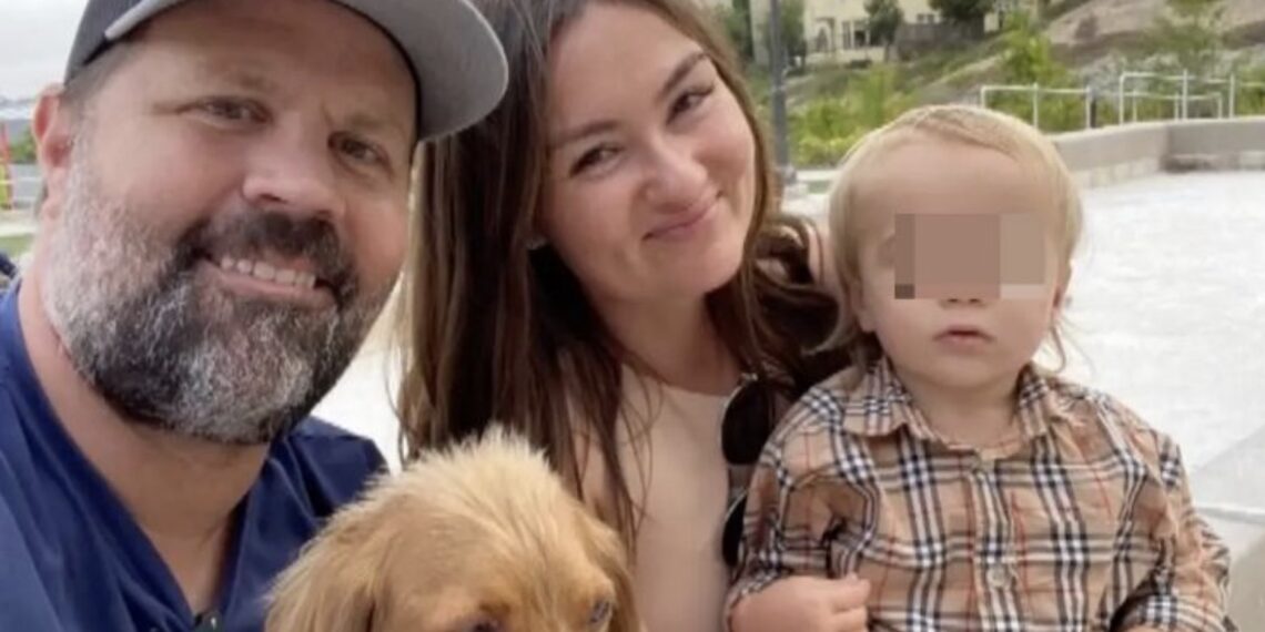 Los padres aseguran que no se habían percatado que la puerta corrediza no tenía uno de los vidrios, por lo que buscarían demandar al hotel.