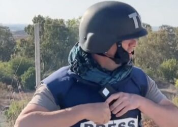 Reportero mexicano abandona cobertura tras caída de misil de Hamás en Israel