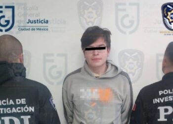 Diego obtenía ilegalmente las imágenes y otras las tomaba de las redes sociales de las jóvenes.