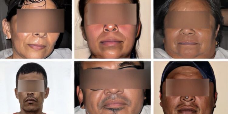 Los secuestradores engañaban a las niñas a través de Facebook, informó la Fiscalía.