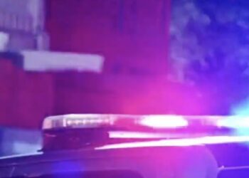 Niño de 11 años dispara contra su padre luego de que maltratara a su mamá