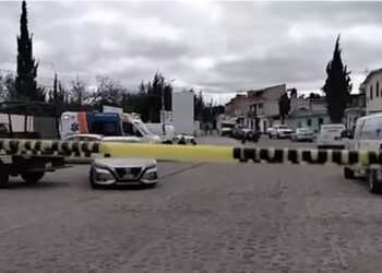 El arma lucía como una pluma para escribir.