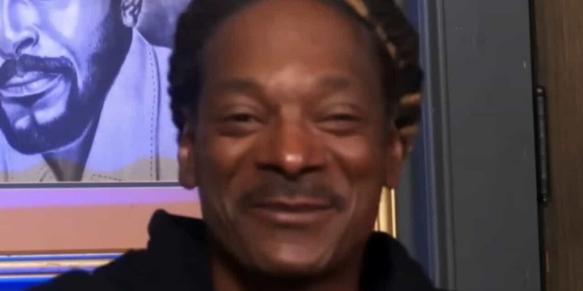 A través de redes sociales, el rapero dio a conocer a sus seguidores esta importante decisión