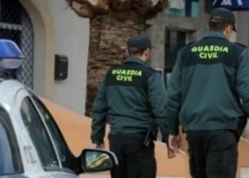 El miembro de la seguridad española era el encargado de los objetos hallados en operación antidroga y gastó el dinero.
