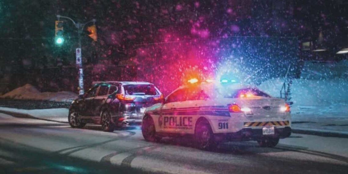 Niño de 3 años dispara por accidente una pistola y mata a su hermano en EU