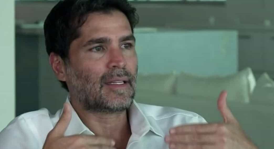 Actualmente Eduardo Verástegui cuenta con alrededor de 100 mil firmas y debe reunir un millón antes del 6 de enero de 2024.