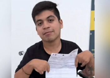 A través de TikTok, el jóven expuso que estos hechos sucedieron en Cancún, donde uno de los oficiales se refirió de manera despectiva a las personas con discapacidad al llamarles "inválidos".