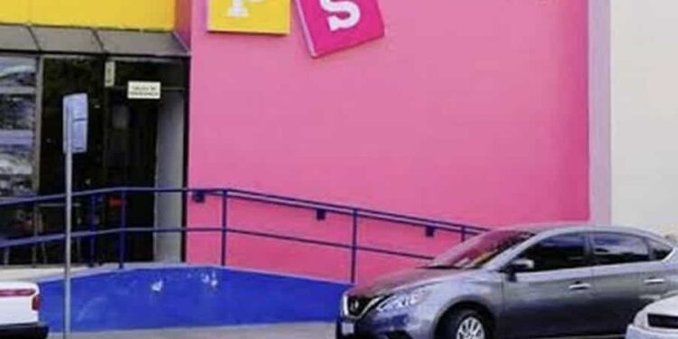 Un niño de 7 años le disparó a su vecina de 13 años durante una fiesta