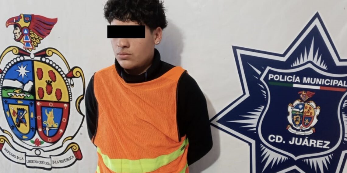 Arrestan a sujeto acusado por el delito de elaboración, alteración y uso indebido de documentos