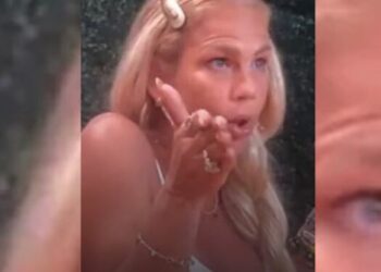 La famosa vedette cubana enfrenta críticas por comportamiento "vulgar e irrespetuoso" durante entrevista con Lolita Cortés.
