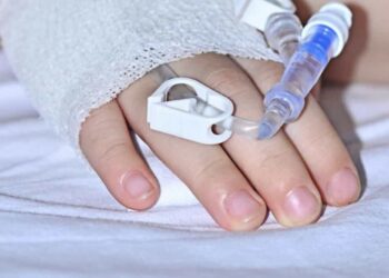 El amparo fue presentado luego de que miembros de la Agrupación Mexicana de Onco Hematología Pediátrica (AMOHP) detectaron escasez de 37 medicamentos.