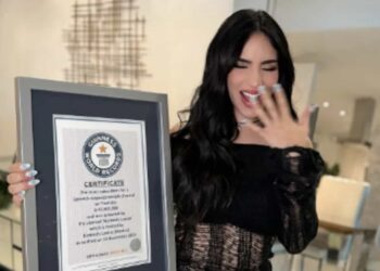 La cantante sorprendió en redes sociales con esta noticia.