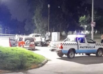 La mujer murió en la asilo argentina, mientras que el agresor tuvo que ser detenido por vecinos del lugar.