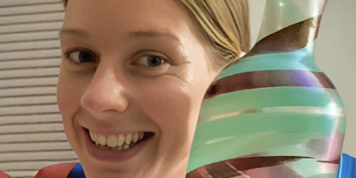 Jessica compró el jarrón en una tienda de segunda mano, al indagar más sobre la pieza descubrió que se trataba de algo muy costoso.