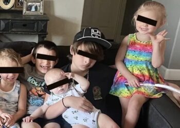 Mueren 5 niños tras incendiarse su casa; su padre había salido a comprar regalos