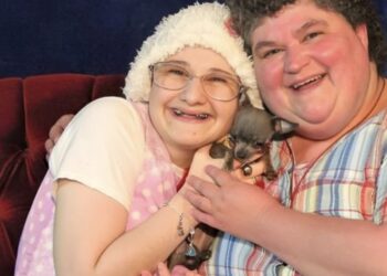 La joven asesinó a su madre porque la mujer le inventaba enfermedades para recibir dinero.