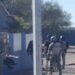Entre ambas agencias, lograron el rescate de 18 migrantes que se encontraban privados de su libertad en el motel Apolo.