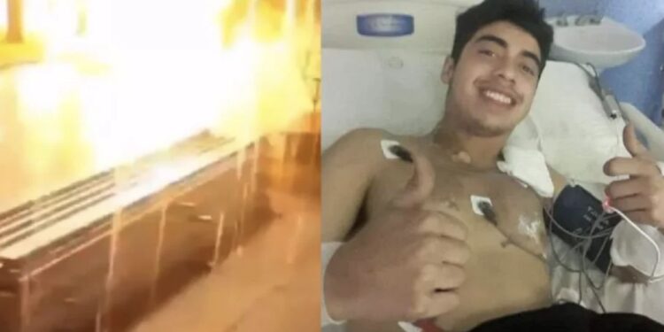 El relámpago golpeó al joven dejándolo tendido en el suelo.