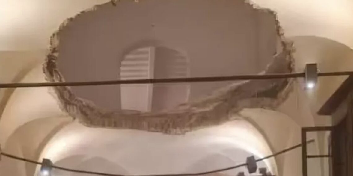 Entre los lesionados están los novios, quienes son reportados en estado leve, ya que no sufrieron heridas de consideración.