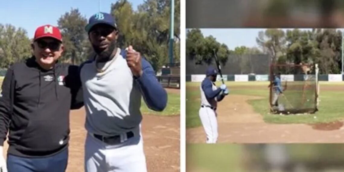 AMLO juega béisbol con Randy Arozarena