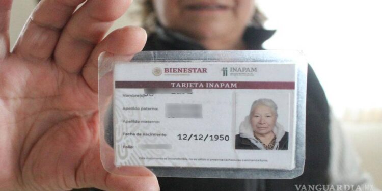 Si eres uno de los beneficiarios de este programa, te conviene revisar que siga vigente tu credencial; te contamos quiénes tienen que volver a sacarla