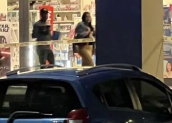 Matan a hombre tras meterse en una pelea de pareja