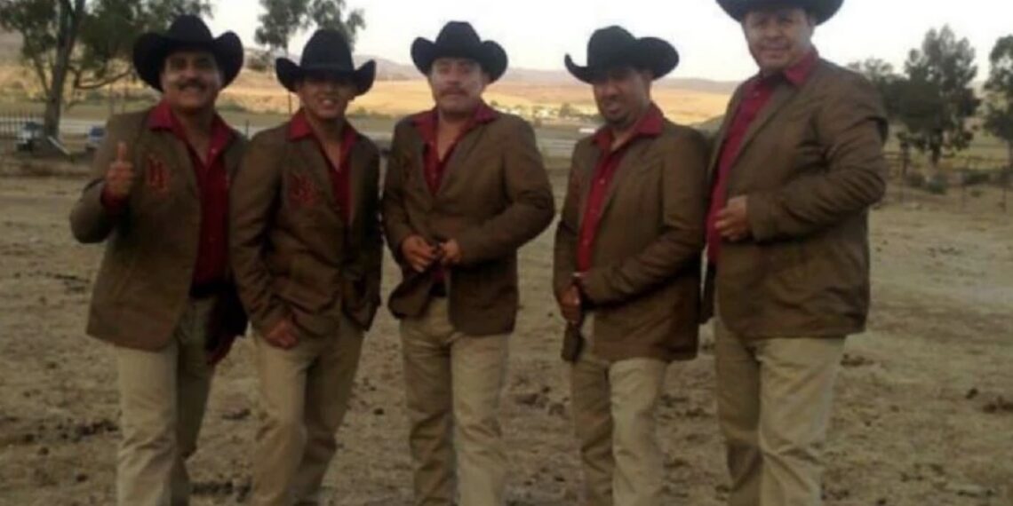 Los restos humanos fueron encontrados con huellas de violencia en un camino de terracería rumbo al rancho San Juan en la delegación Real del Castillo.