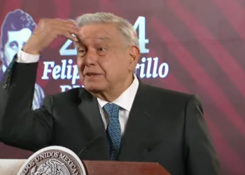 AMLO opinó que a Golden, ganador del Premio Pulitzer, "deberían darle el premio a la calumnia".