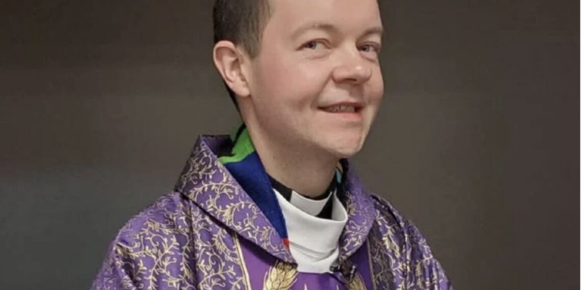 El Papa tomó la decisión de reducir al popular sacerdote 'Influencer' a un estado laico, sin posibilidad de apelación