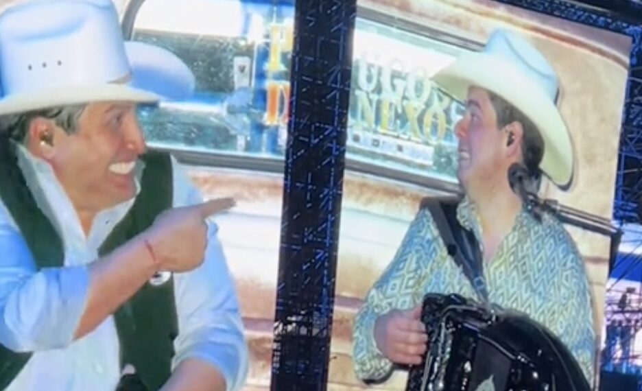 Los cantantes del regional mexicano ofrecieron un concierto como parte de su gira musical “Prófugos del anexo”