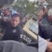Ladrón muerde y le arranca un pedazo de oreja a un policía